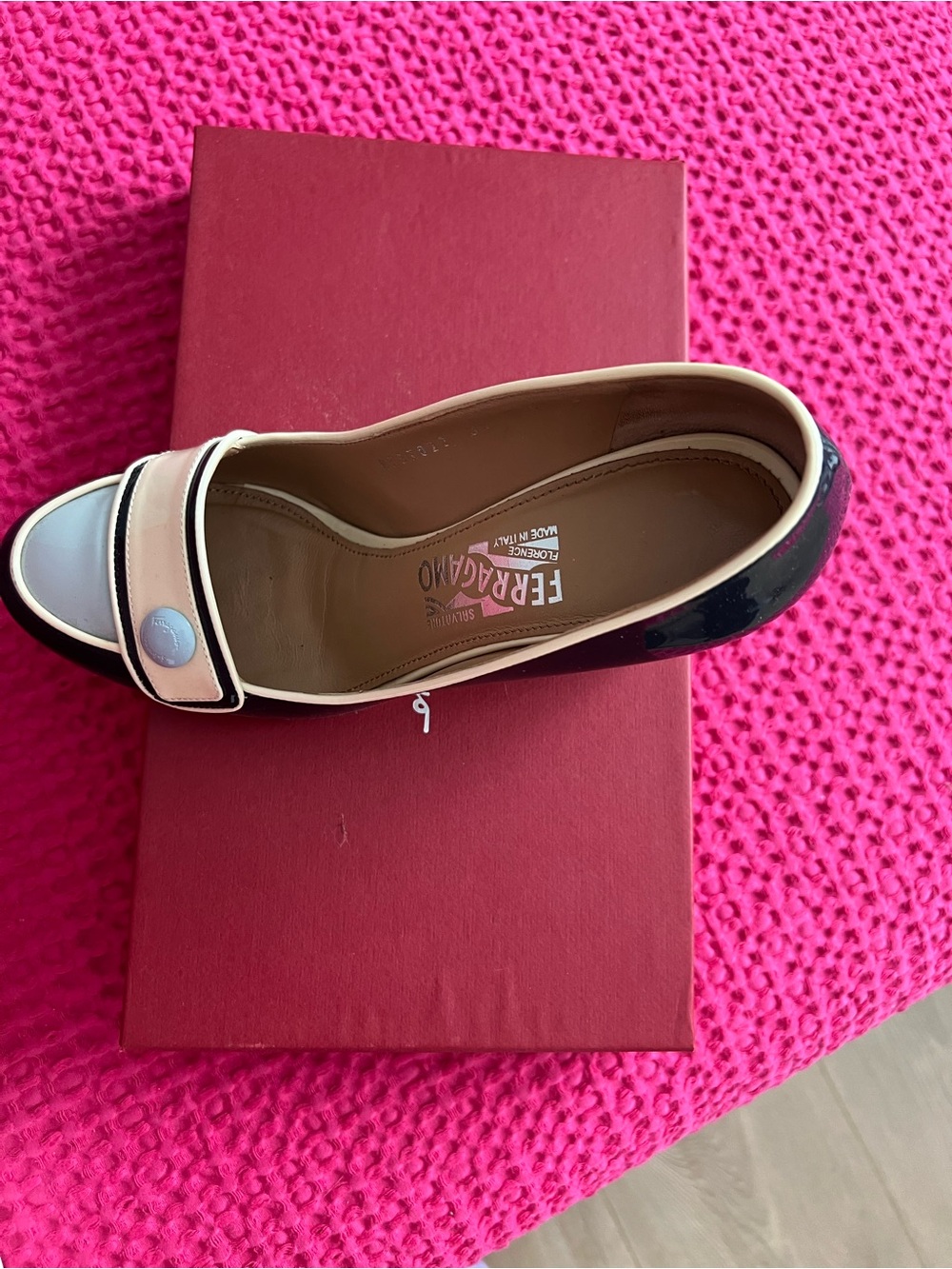Salvatore Ferragamo oxford blue shoe - Picture 3 of 5